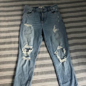 Abercrombie & Fitch Ripped Super Skinny High-Rise Ankle Jeans - Size 29/8R